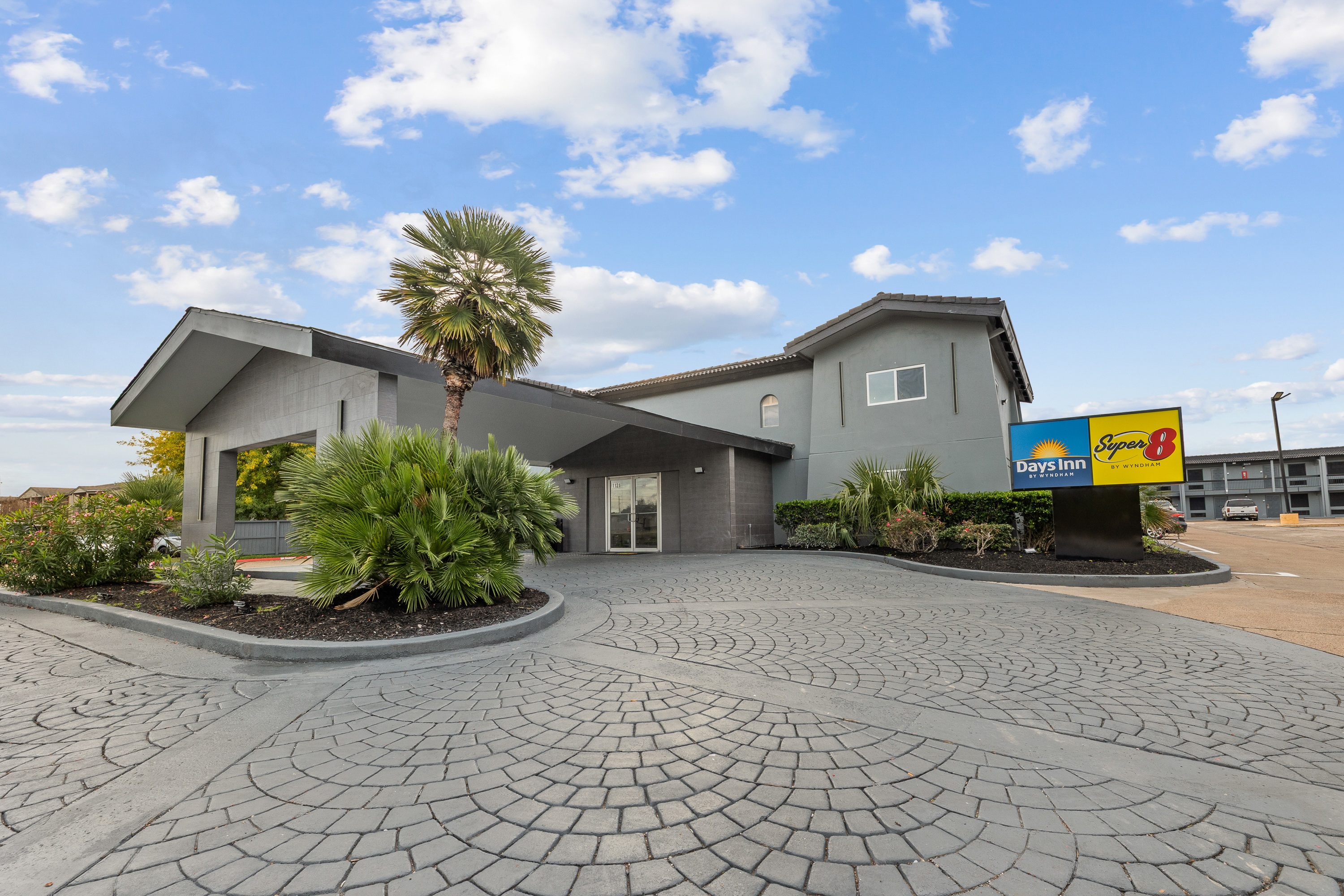 Days Inn & Suites by Wyndham Texas City/Galveston